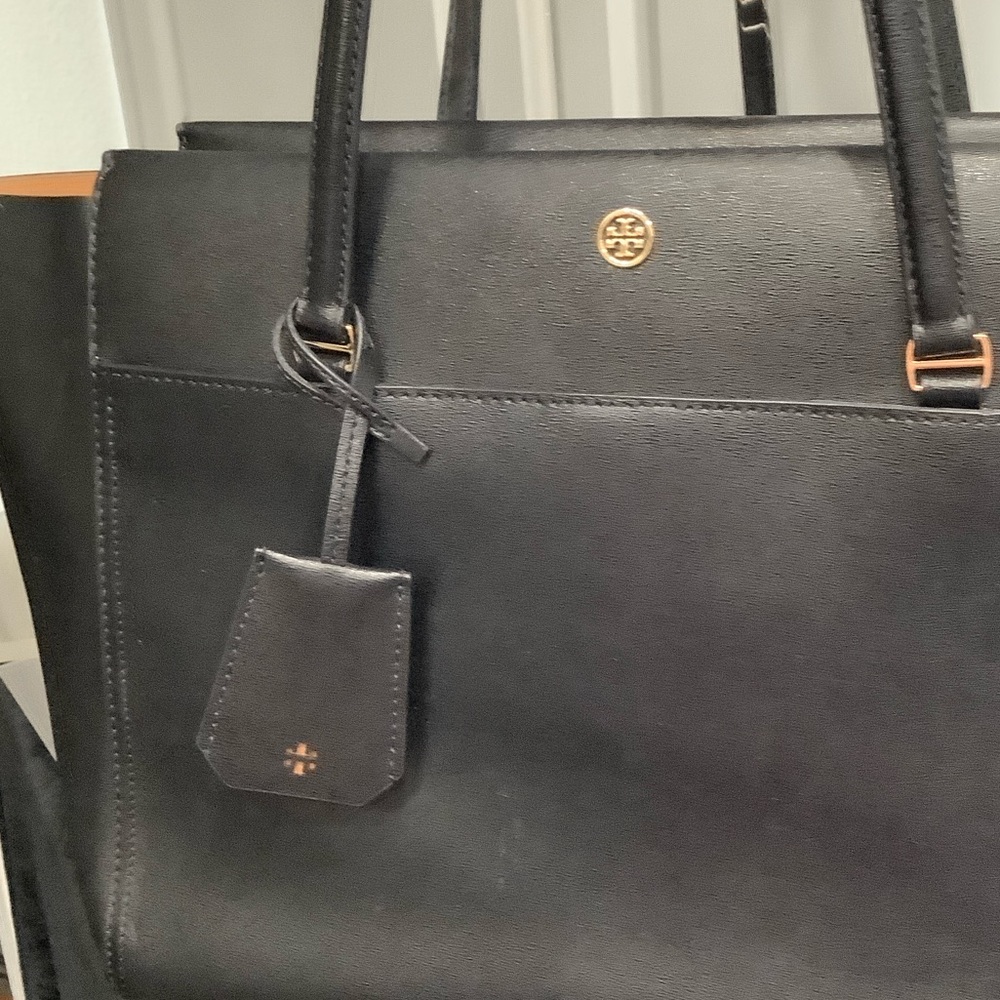 🔥🔥🔥TORY BURCH PARKER LARGE TOTE Black Saffiano Leather Tote Bag SALE SALE SALE - Picture 3 of 12